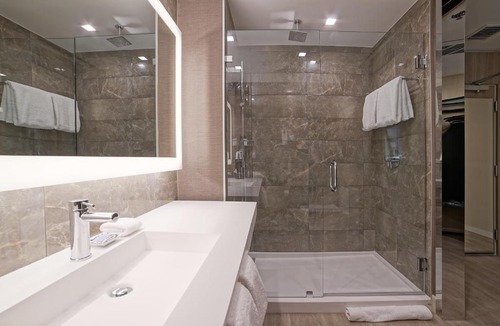 Dania Beach Hotel | AC Hotel by Marriott Fort Lauderdale Airport
