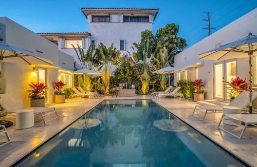 North Beach House | Acquavilla Family 4BR Pool Villa Steps to the Beach