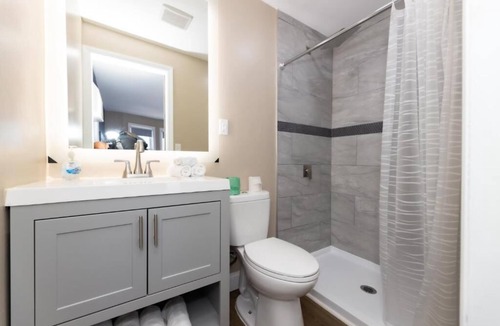 Seaside Heights Hotel | Adjoining Room 1 - Spacious Two-Bedroom Suite Near Seaside Heights Beach, Sleeps 10 with Free WiFi and AC Comfort