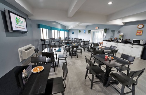 Teaticket Hotel | Admiralty Inn & Suites - a Red Collection Hotel