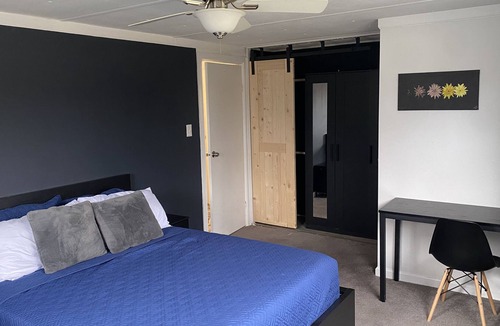 Manassas House | Adorable Accommodations