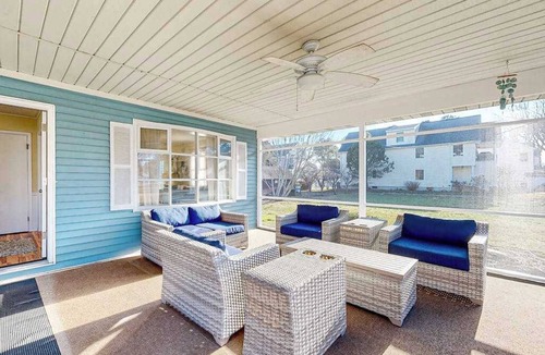 Dodds Addition House | Adorable dog-friendly beach home close to Rehoboth with screened porch & grill