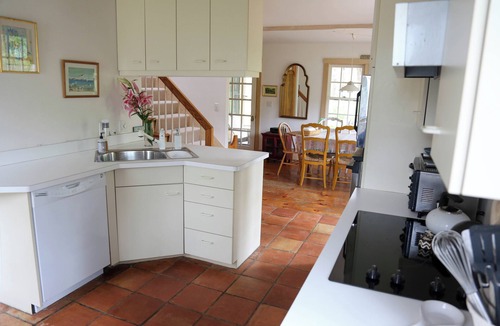 Eel Point Cottage | Adorable, quiet 3-bedroom cottage in Madaket, Nantucket