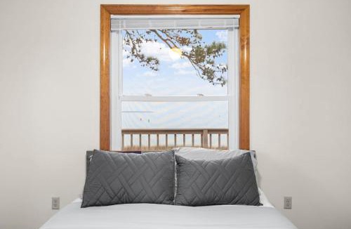Hallieford House | Adventures on the Bay - Bayfront Escape, Private Dock, Large Deck, and Lake Views!