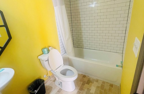 Felton Hotel | Affordable brand new motel