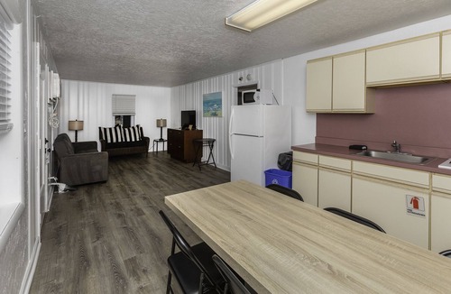 North Wildwood Hotel | Alante Oceanfront Motel