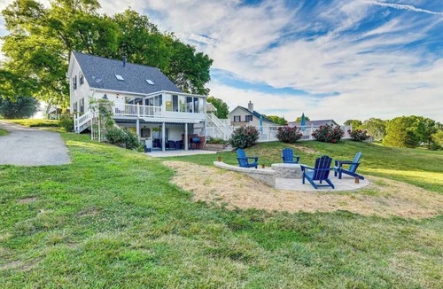 Aspen Hill House | All Deck'd Out-Vacation Rental w/Private Pool-Voted Best Rental Lake Anna 2026