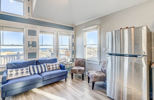 South Nags Head House | All Seasons | Oceanfront | Private Pool, Hot Tub | Nags Head