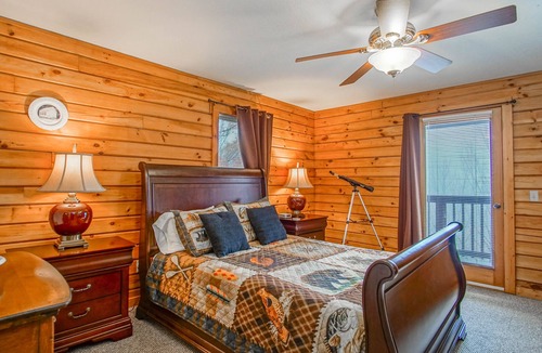 Slatyfork Farm House | Allens Mountain Retreat 4 Br Outdoor Hot Tub Short Drive to Snowshoe Mountain Slopes