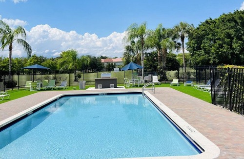 Tamarac Apartment | Amazing clean and peaceful 1 bedroom with great amenities