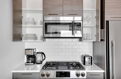 Downtown Brooklyn Apartment | Amazing Downtown BK 1BR w/W/D & Deck nr TJ, by Blueground