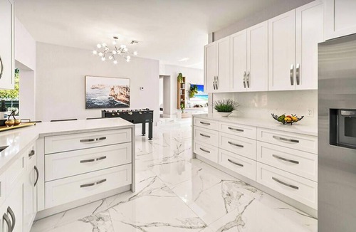 Golden Glades House | Amazing Family Paradise: Playground/BBQ/Pool/Games
