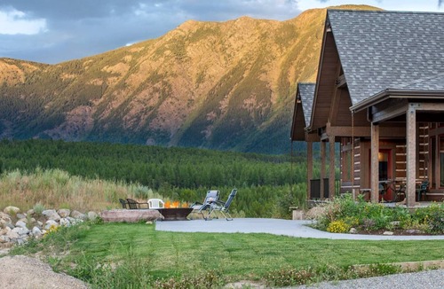 West Glacier Cabin | Amazing Log Cabin Rental with Pool Table in the Mountains in West Glacier, Montana
