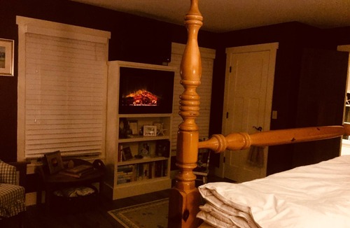 Tom Nevers House | Amazing Nantucket Oasis with HotTub, FireTable, Sauna, Playroom, Close to Beach!