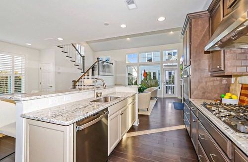 Long Neck House | Amazing Peninsula retreat with pools, hot tubs, sports courts, & ample golfing