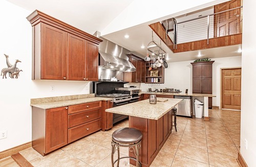 Mosby House | Amazing Private House Rental w/pool! Richmond, VA