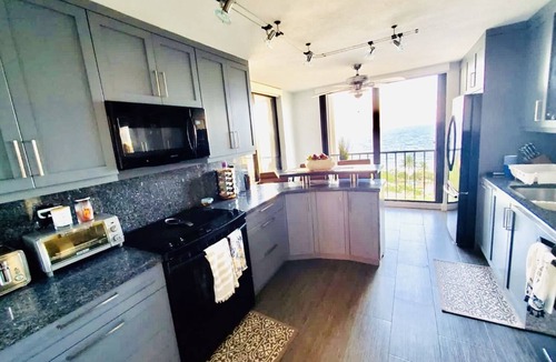 Barrier Island Apartment | AMAZING PROPERTY AT BEST LOCATION ON FORT LAUDERDALE BEACH!
