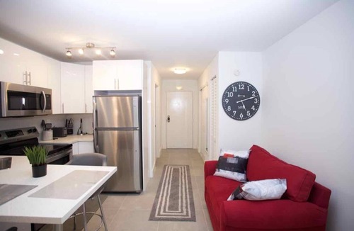 North Bay Village Apartment | Amazing Studio in North Bay Village