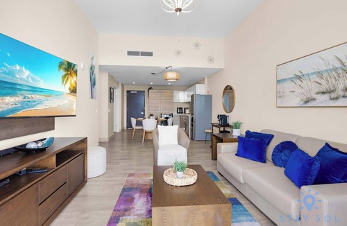 Hollywood Lakes Apartment | Amazing Top Floor 2BR Apartment - Ocean View