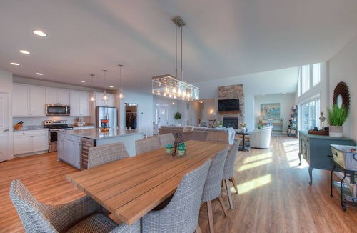 Mineral House | Amazing views! 500 ft waterfront - Awesome Boathouse & Private Beach -7 bedrooms