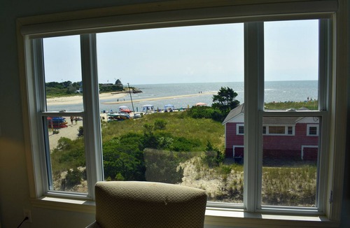 West Dennis House | Amazing views sleeping 14! 6 bedroom duplex steps to South Village beach