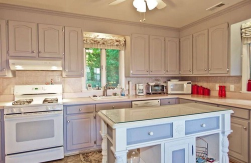 Bellamy House | Amazing Waterfront Getawaylong Term Renters are Welcome!