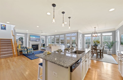 Long Neck House | Amenity filled rental with an amazing view within the five star Peninsula resort