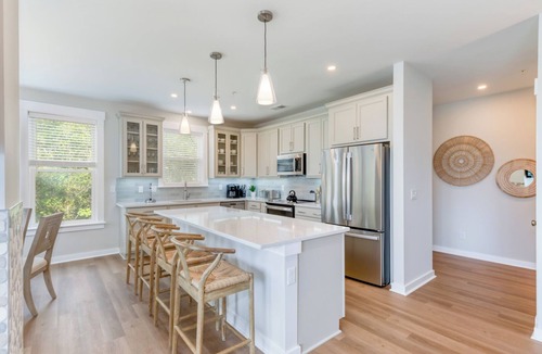 Bermuda Bay Condo | Amethyst Arc - Premium Corner Condo, Sunset Views, King Suite