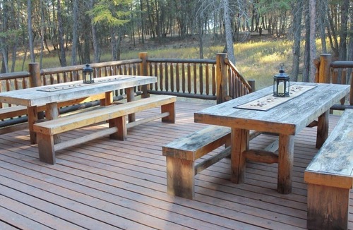 Rexford Cabin | An amazing property on the West Kootenai. On 3.6 acres, this cabin is 2700 sq ft