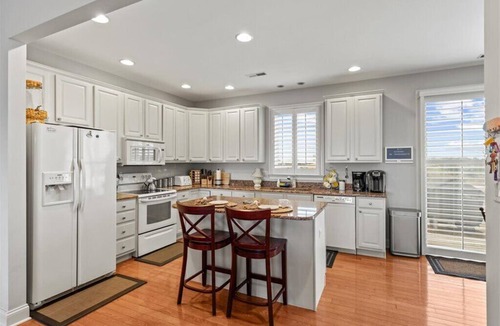 West Ocean City House | Angler's Dream-LUXURY WATER VIEW BEACH HOUSE near Inlet and Sunset Marina