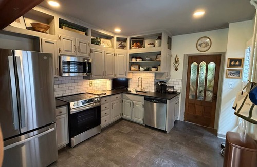 Historic District House | Annapolis History In Style Next to City Dock with Street Parking