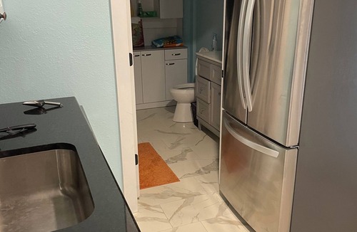 Ocean Hill Apartment | Another day in paradise High end studio with WiFi and AC in pleasant Corolla