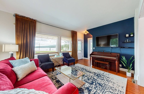 Somers House | Any closer and you are IN Flathead Lake!