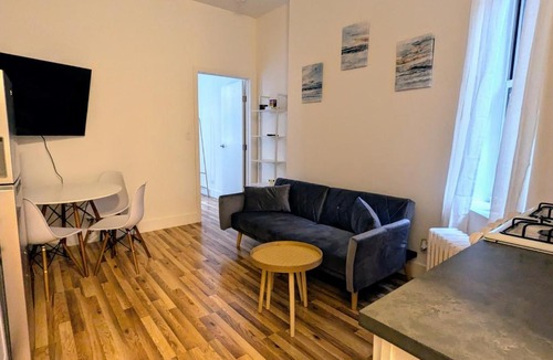 Ukrainian Village Apartment | Apartment in Downtown Manhattan New York ADULTS ONLY