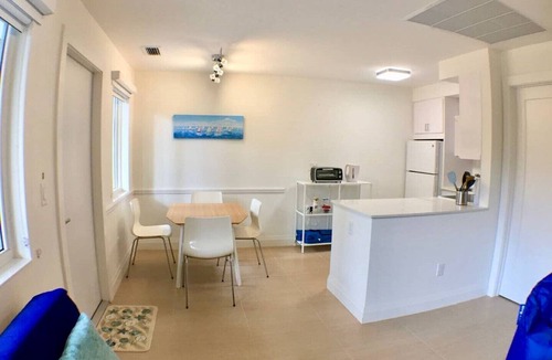 East Fort Lauderdale Apartment | Apt. # 1 Bermuda Blue Beach Club - (1/1)