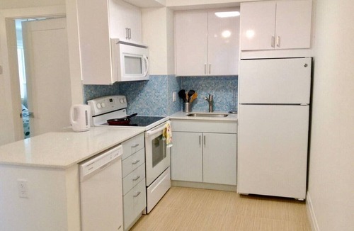 East Fort Lauderdale Apartment | Apt. # 1 Bermuda Blue Beach Club - (1/1)