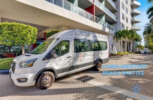 Hallandale Beach Apartment | Apt with Private Balcony - Incredible Pool