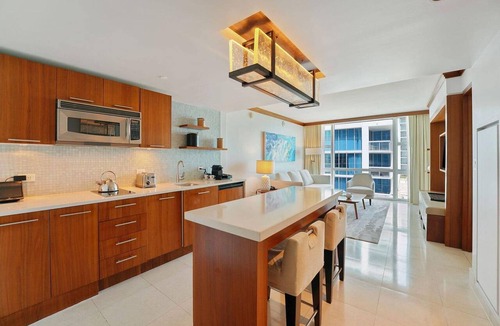North Beach Condo | Aquavita - Luxury Miami Beach Condo at The Carillon
