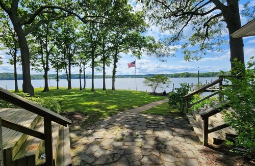 Stafford House | Aquia Creek Lodge at Quantico - Family Fun Retreat Close to Washington DC