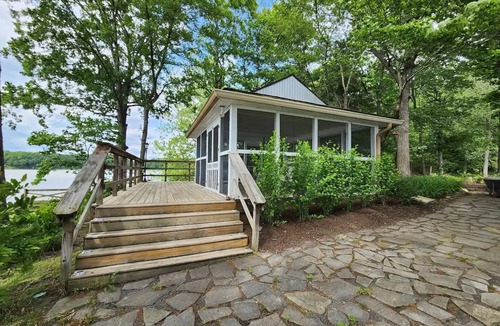 Stafford House | Aquia Creek Lodge at Quantico - Family Fun Retreat Close to Washington DC