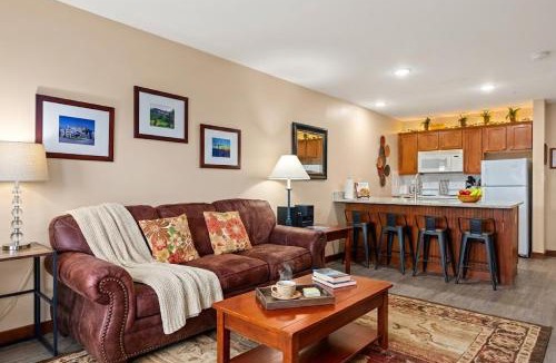 Edray Apartment | AS 326 No Resort Fee Pool-View Ski-InOut