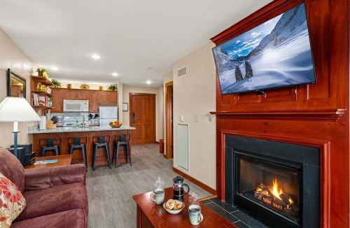 Edray Apartment | AS 326 No Resort Fee Pool-View Ski-InOut