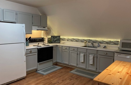 Davidsonville Apartment | Aspen Woods - Spacious Apt w/Private Garage