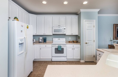 Sunset Island House | August Discounts and Short Stays Sunset Island 2 Hidden Cove Way, Unit 2E