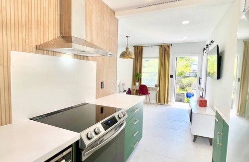 Little Haiti Apartment | Autumn At The Carrington- 2 Bedroom 1 Bathroom
