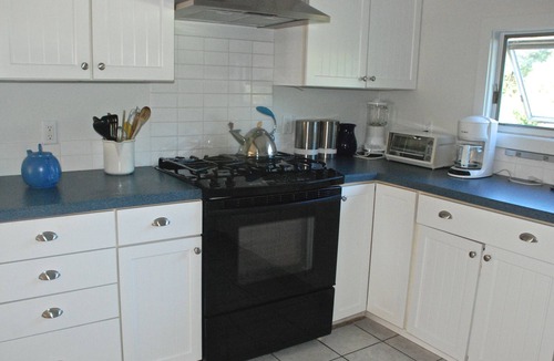 East Orleans House | AVAILABLE WEEK OF AUGUST 23! Renovated private & spacious Orleans 3B-2B.