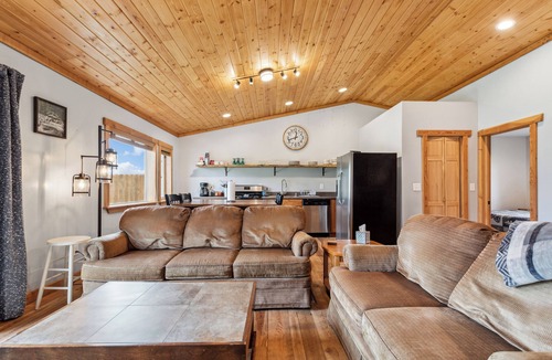 Kalispell House | Avalanche Cabin @ Explorer's Basecamp