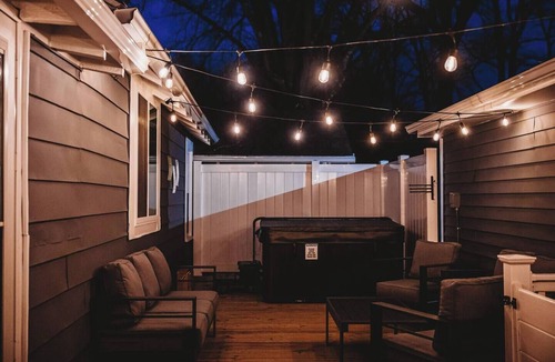Danville Cottage | Avalon Cottage w/hot tub