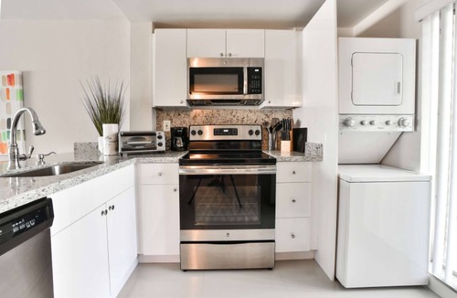 Downtown Fort Lauderdale Apartment | ✨Awesome New Designer One Bedroom Apartment at Fort Lauderdale