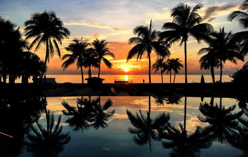 Central Beach Hotel | B Ocean Resort Fort Lauderdale Beach